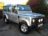land-rover-defender-4x4-county-station-wagon-td5-9-seater-60753005-640x480.jpg