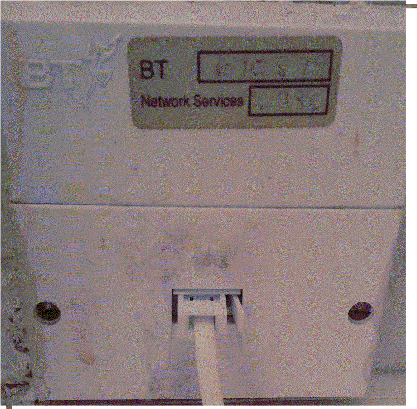 phonesocketforbt2.gif