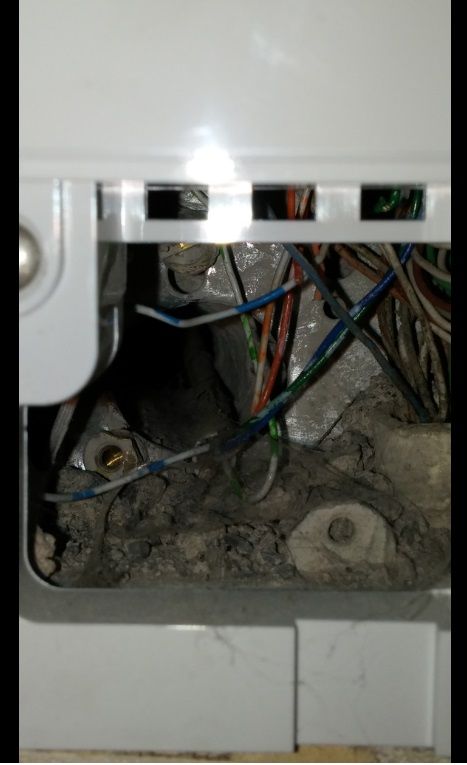 wiring2.jpg