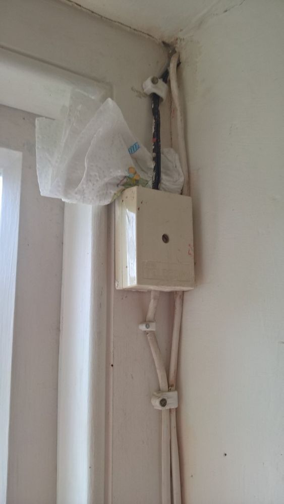Socket 2 of 2.jpg