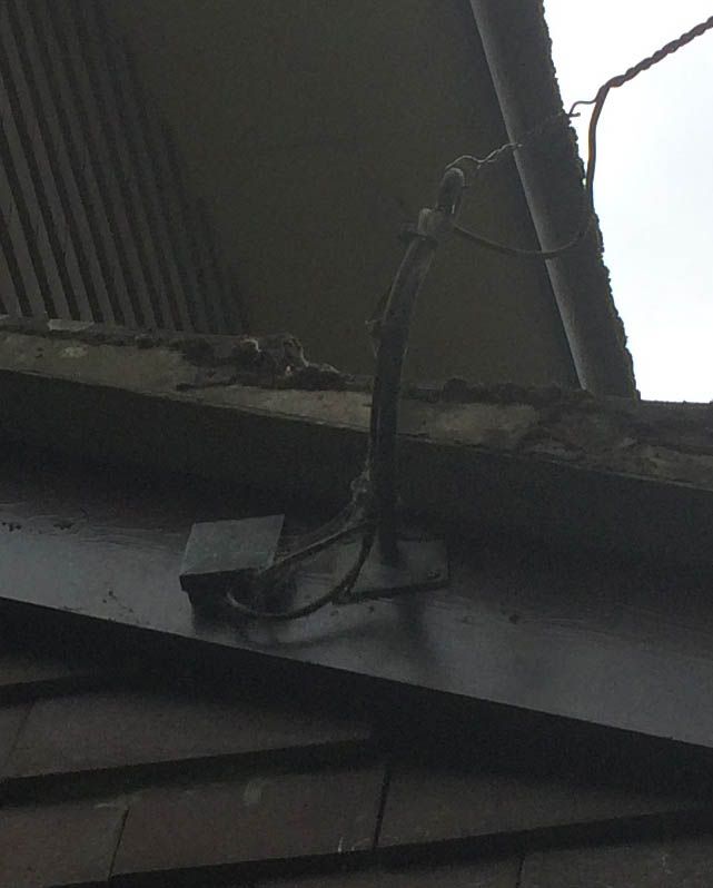 house_exterior.jpg