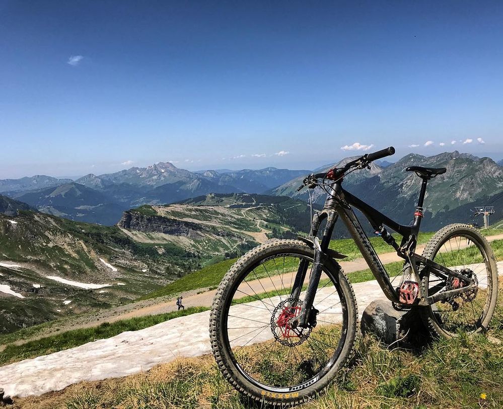 morzine.jpg