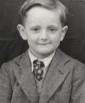 1946 aged 7  Oct.jpg